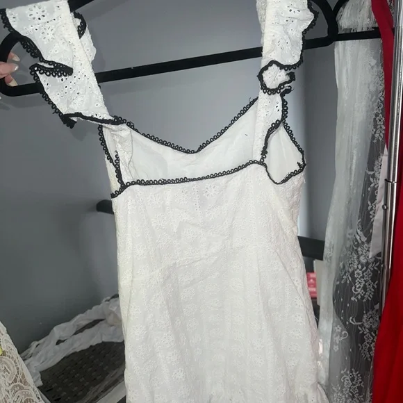 Forever 21 - Picture 2 of 2